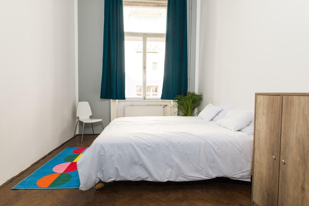 2B Hostel & Rooms Budapest Eksteriør bilde